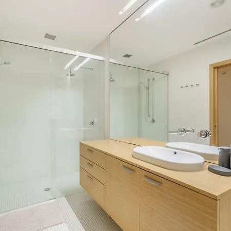 The Ehrlich Essence By Minho's Guest Villa